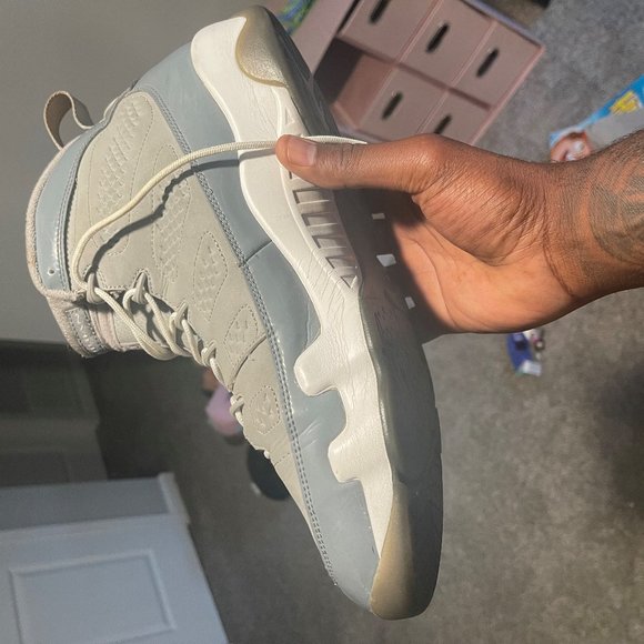 jordans - Picture 1 of 4